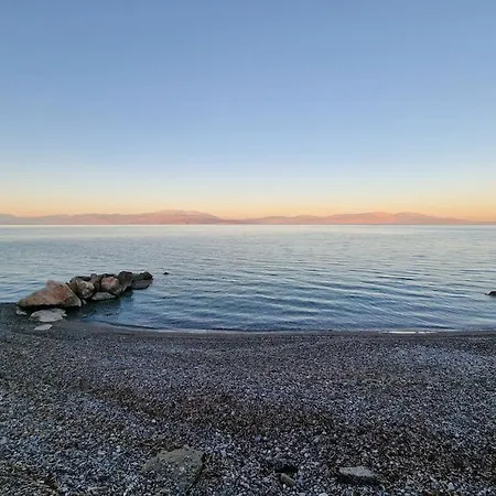 アパート Paradise By The Sea